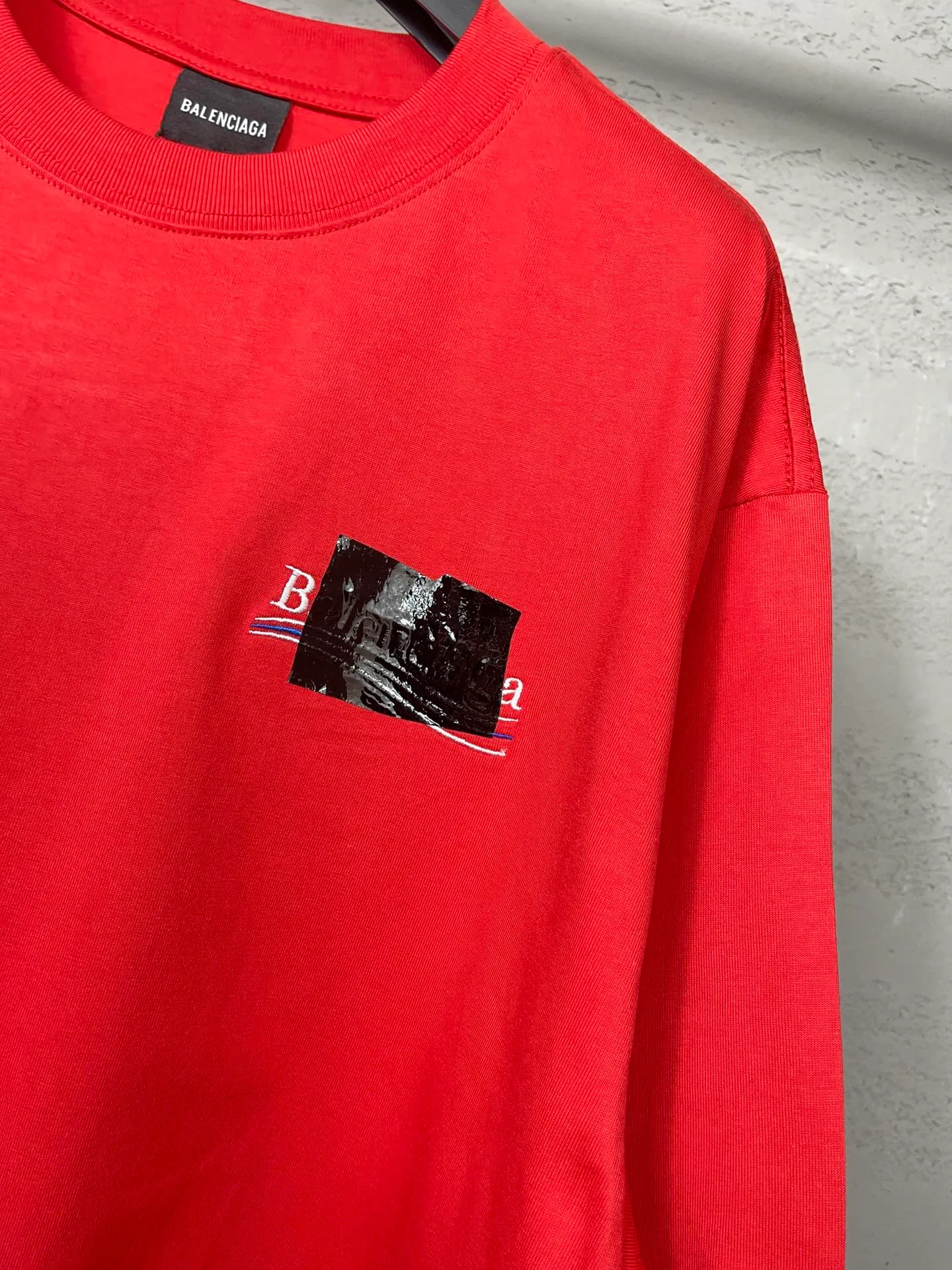 【 . Quality】BALENCI*GA/ #Classic . T # ZP 。 260 ， . ， . . Color Change。 。Classic ， Authentic ， . . . 。 OS . Same Style ：BL 223008 ：Black， ， ，Red Size：XS S M L